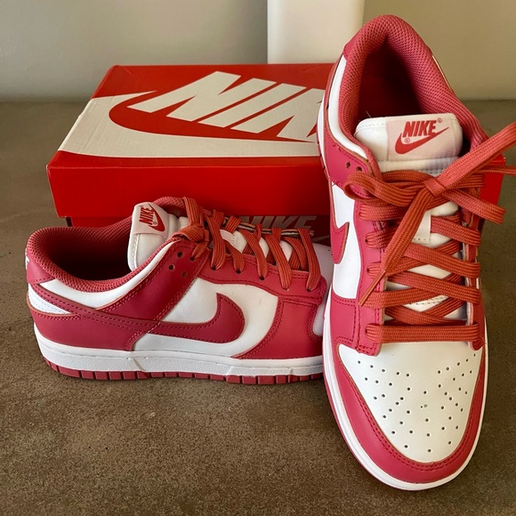 Nike Low Dunk White/Archeo Pink Size 8.5 NIB - Picture 2 of 8